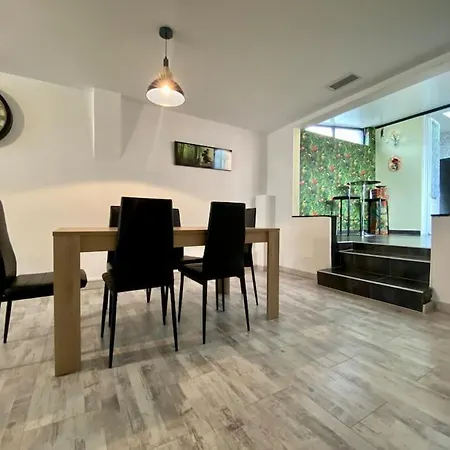 Apartment Jebari - Esprit Loft Proche Cite Medieval Et Aeroport